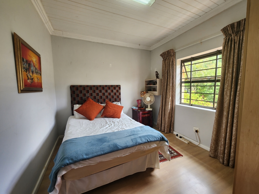 7 Bedroom Property for Sale in Cape Farms Western Cape